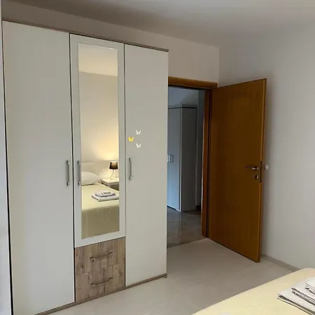 Mara Apartment